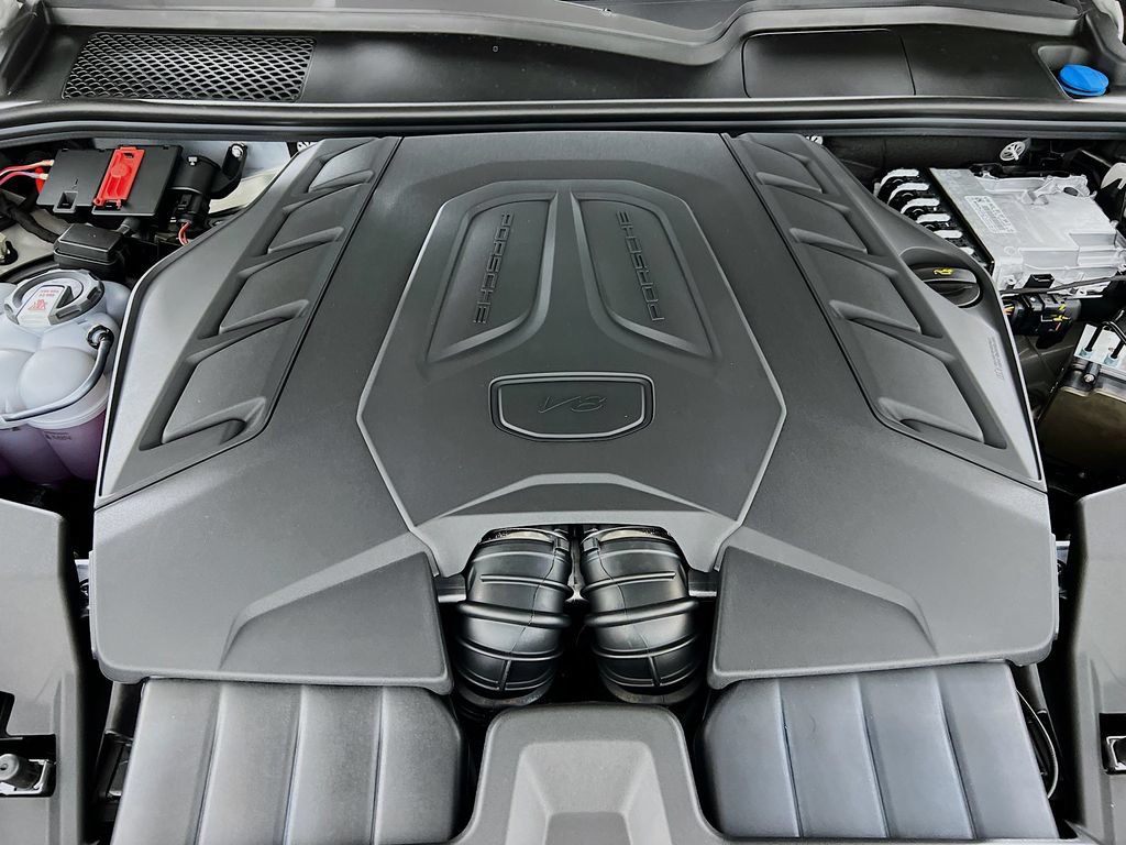 New 2026 Porsche Cayenne S AWD/4WD image 32