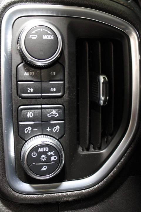 Used 2021 GMC Sierra 1500 AT4 image 18