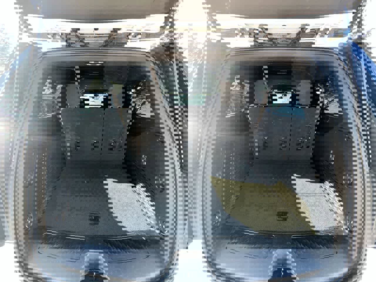 Used 2025 Chevrolet Suburban LS w/ Max Trailering Package image 25