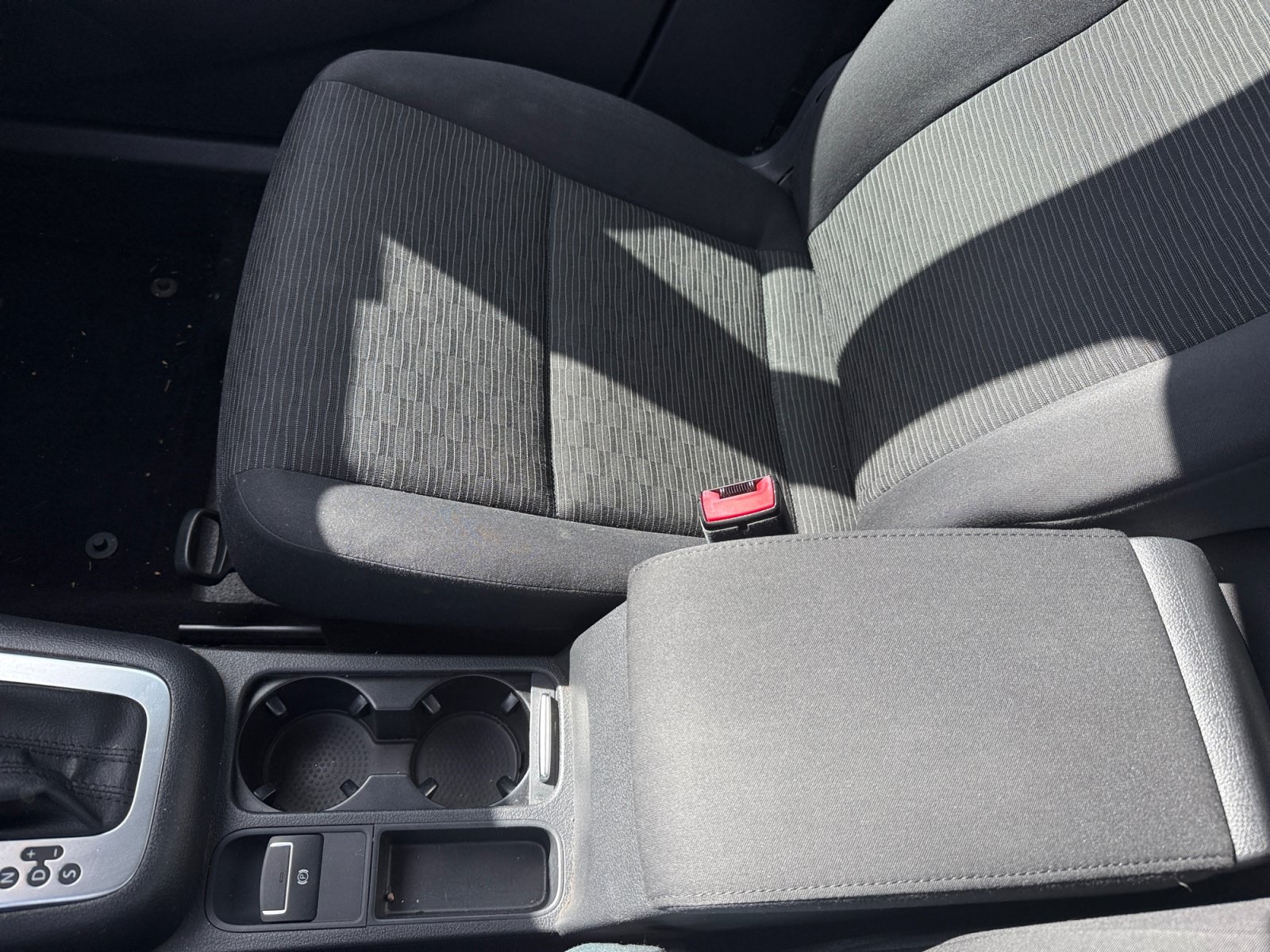 Used 2014 Volkswagen Tiguan S FWD image 13