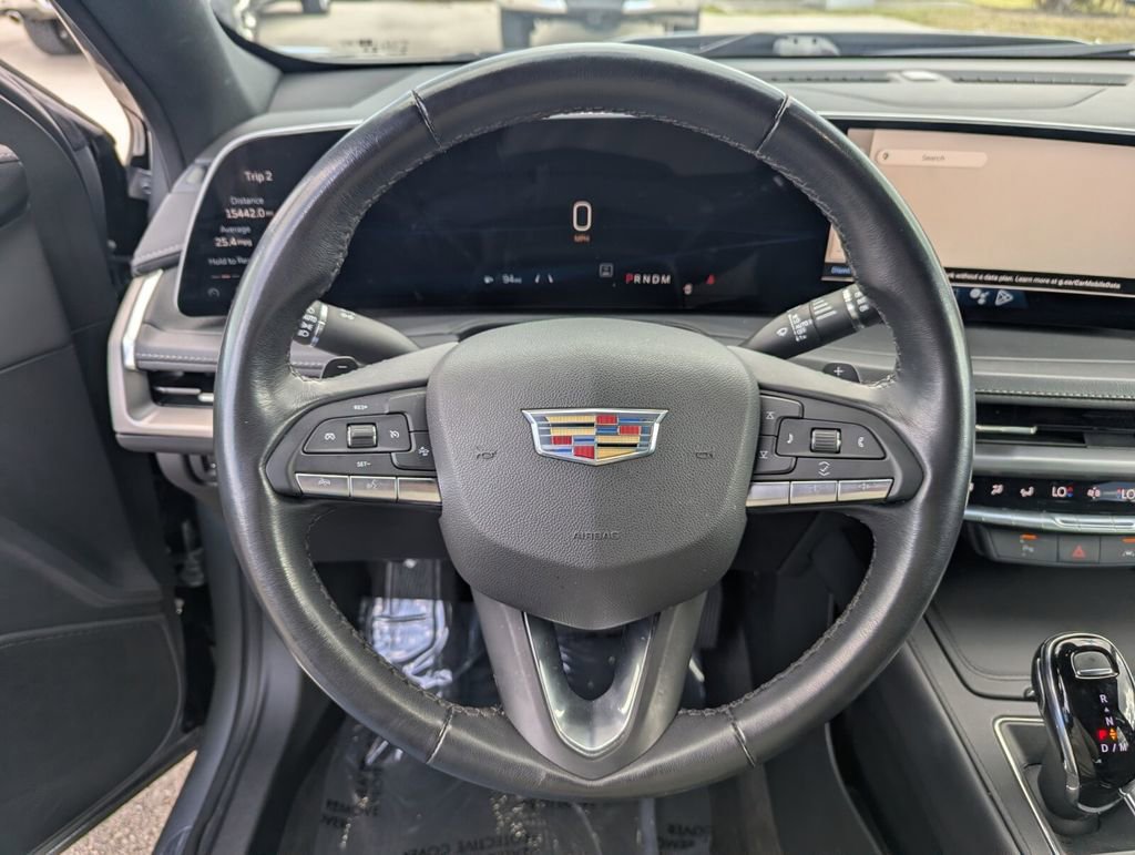 Used 2024 Cadillac XT4 Premium Luxury image 27