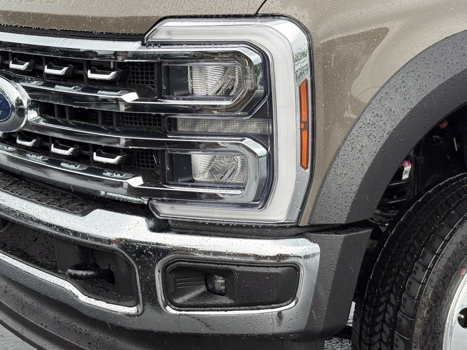 New 2026 Ford F550 4x4 Crew Cab image 12