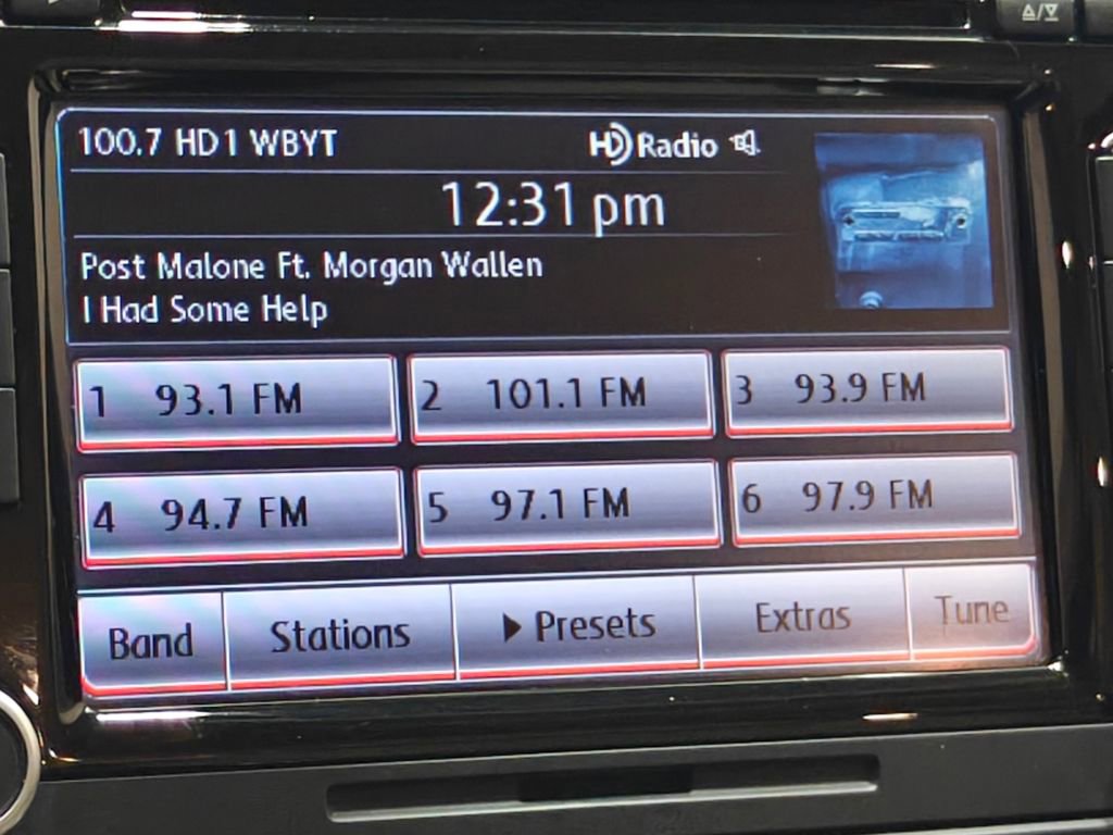 Used 2013 Volkswagen Jetta Hybrid Sedan FWD image 25