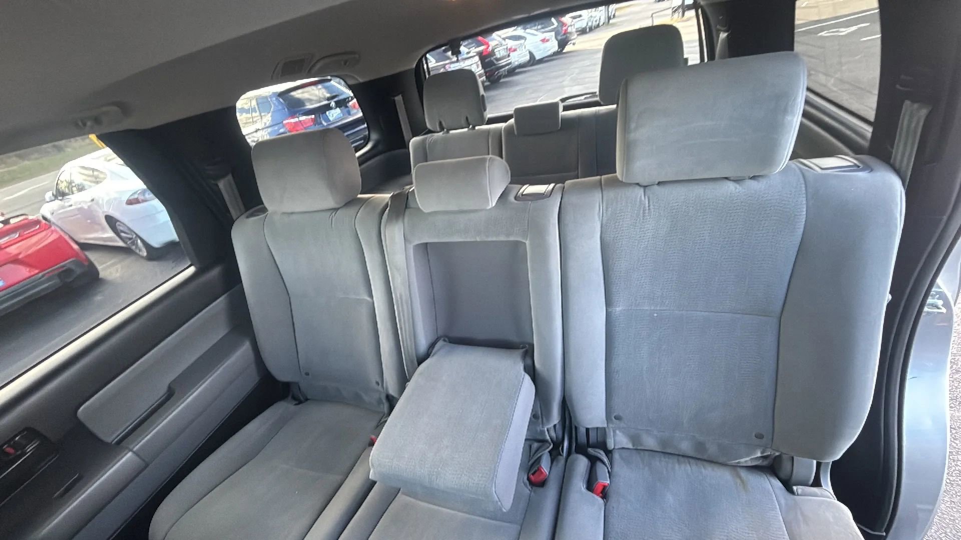 Used 2014 Toyota Sequoia SR5 image 29