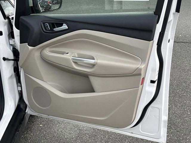 Used 2015 Ford C-MAX SEL w/ Equipment Group 302A image 8