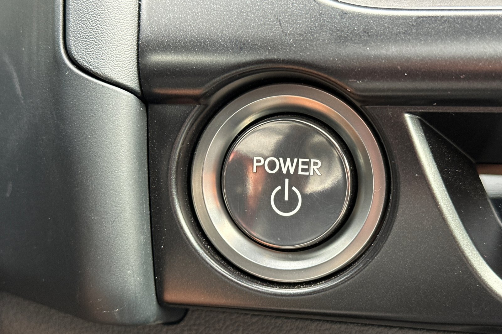 Used 2024 Lexus UX 250h FWD image 16