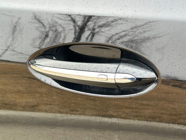 Used 2021 Buick Enclave Essence w/ Sport Touring Edition image 14