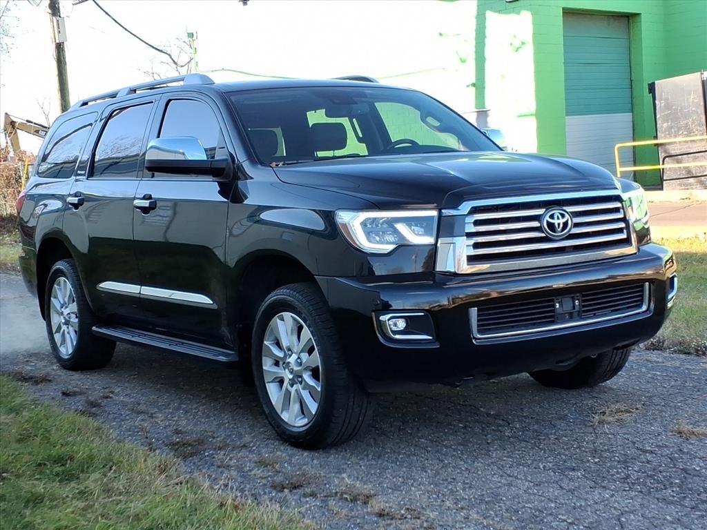 Used 2020 Toyota Sequoia Platinum image 7