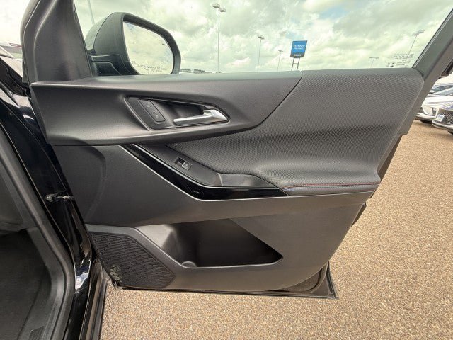 Used 2025 Chevrolet Equinox RS w/ Safety and Technology Package FWD image 43