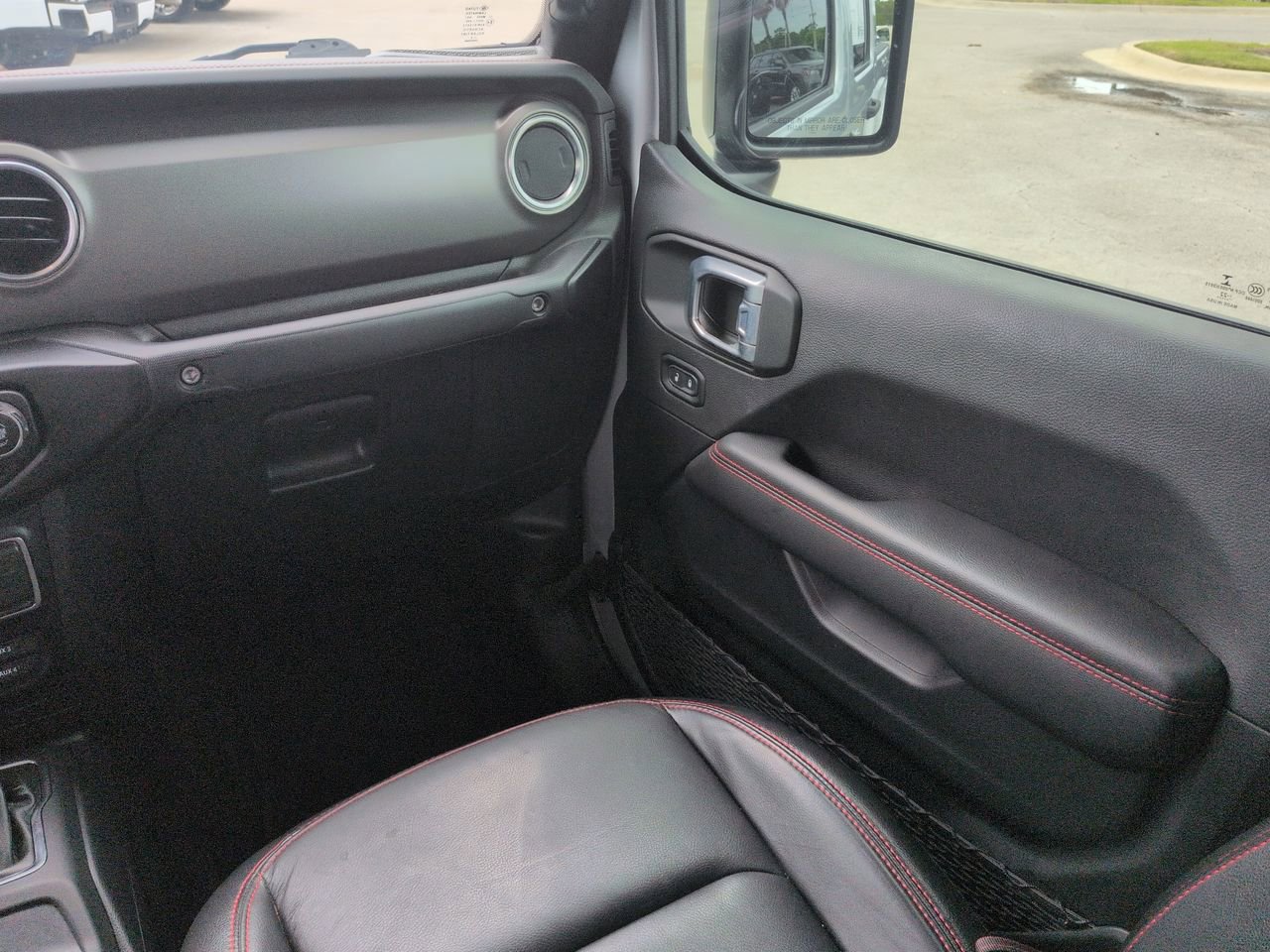 Used 2022 Jeep Gladiator Rubicon w/ LED Lighting Group AWD/4WD image 15