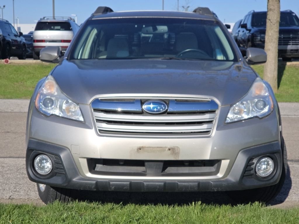 Used 2014 Subaru Outback 2.5i Premium w/ Moonroof Package AWD/4WD image 14