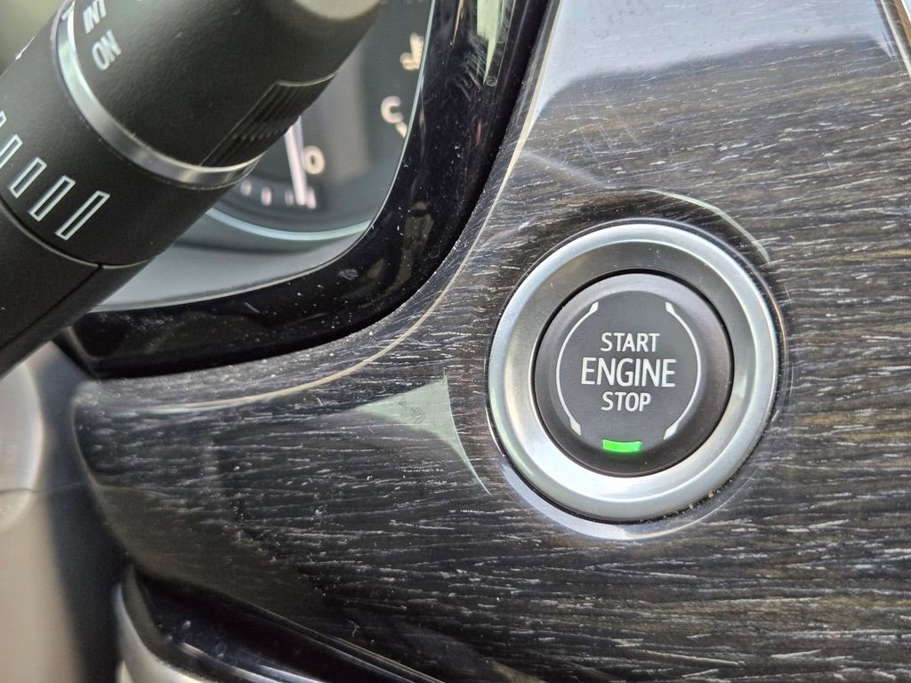 Used 2022 Cadillac XT6 Premium Luxury w/ Technology Package image 24