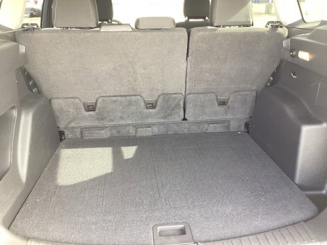 Used 2019 Ford Escape SE FWD image 14
