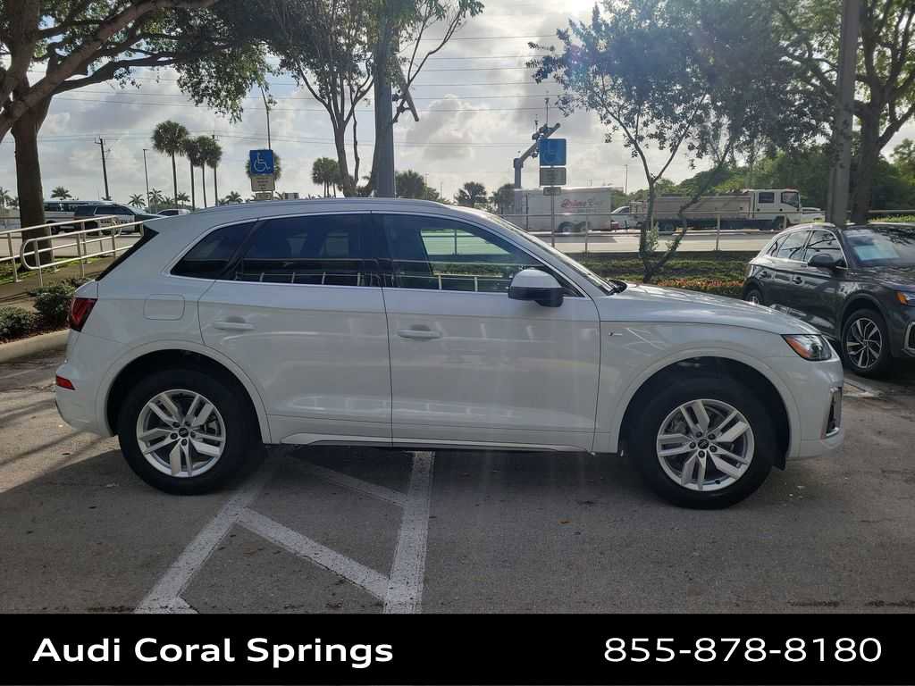 Certified 2023 Audi Q5 2.0T Premium w/ Convenience Package image 9