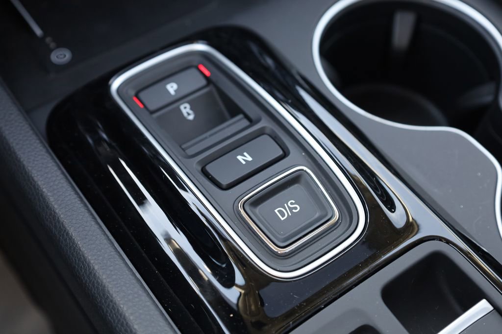 New 2025 Honda Pilot Touring image 23