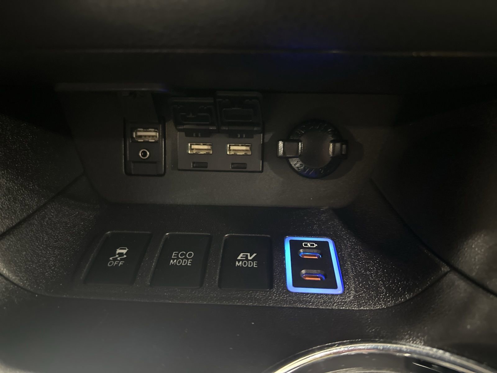 Used 2019 Toyota Highlander Limited w/ Protection Package #3 AWD/4WD image 63