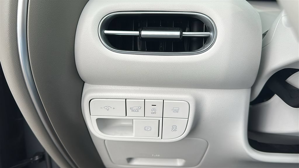 Certified 2026 Hyundai Palisade SEL FWD image 22