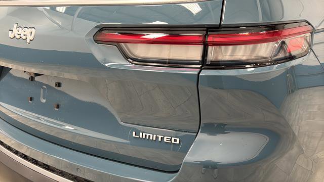 New 2026 Jeep Grand Cherokee L Limited image 40