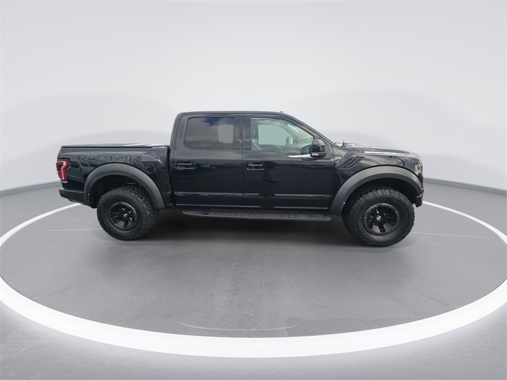 Used 2018 Ford F150 Raptor w/ Equipment Group 802A Luxury image 9