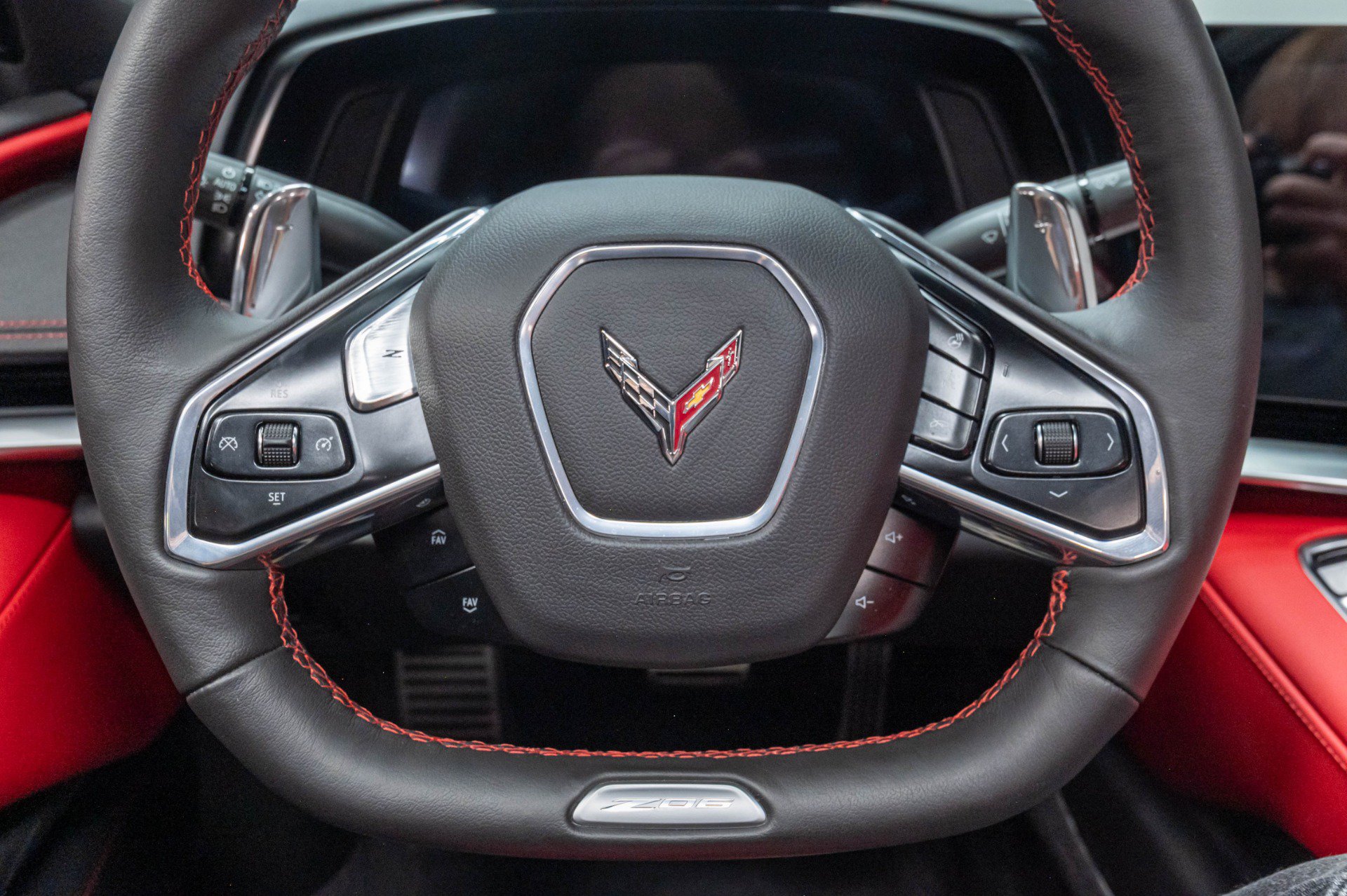 Used 2023 Chevrolet Corvette Z06 RWD image 13