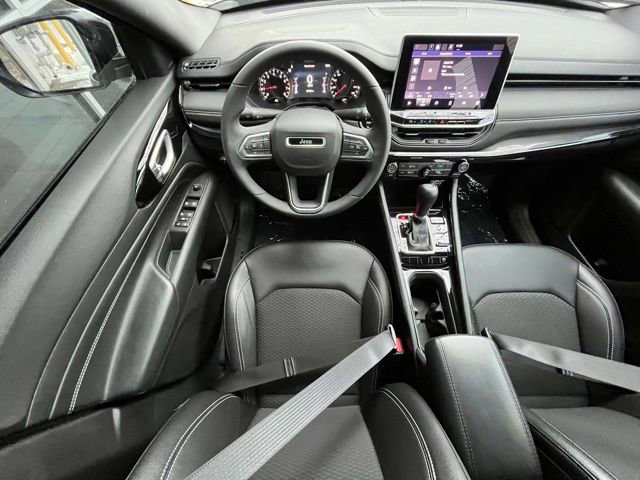 Used 2023 Jeep Compass Altitude image 23