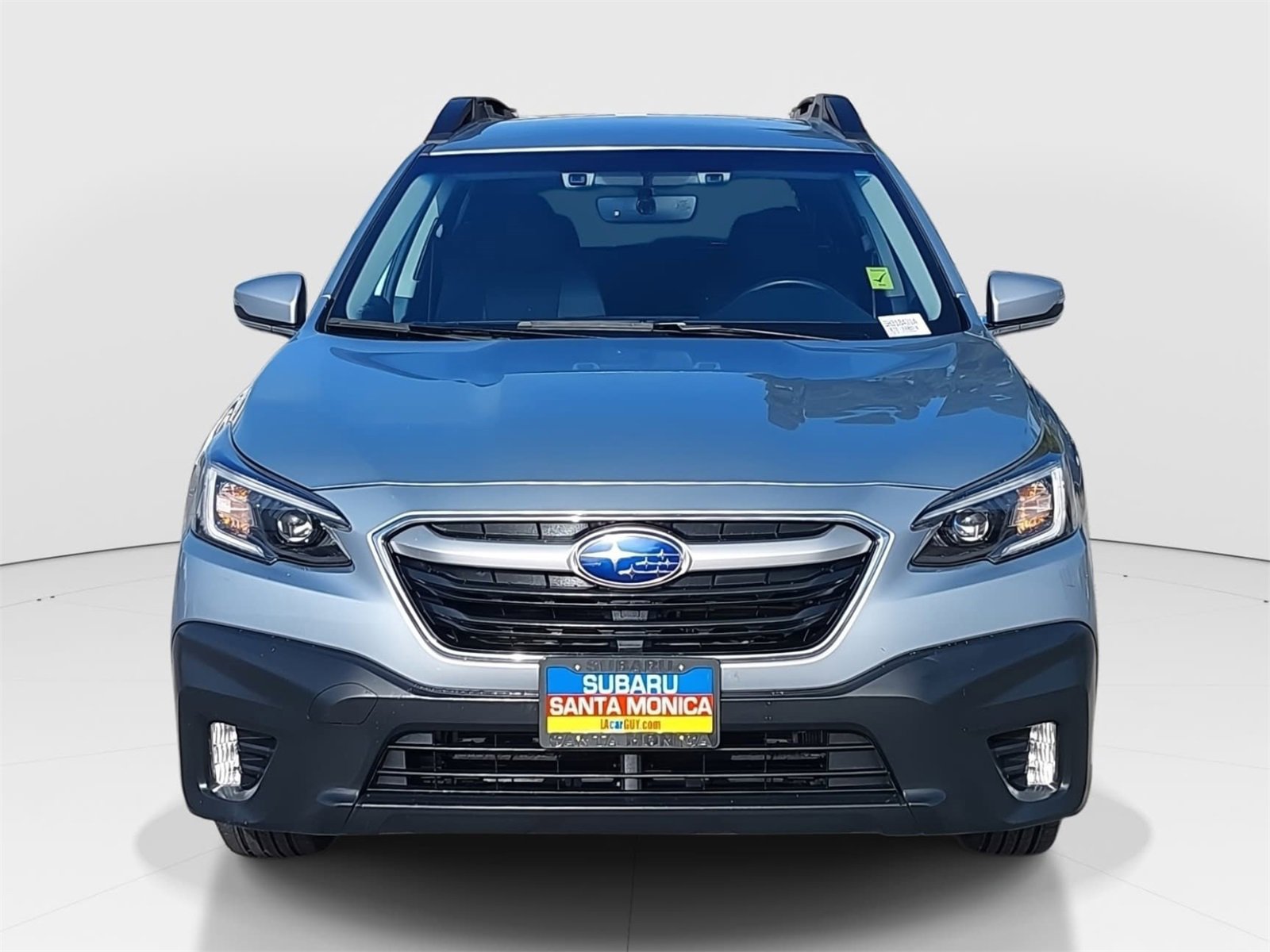 Used 2020 Subaru Outback Premium image 2