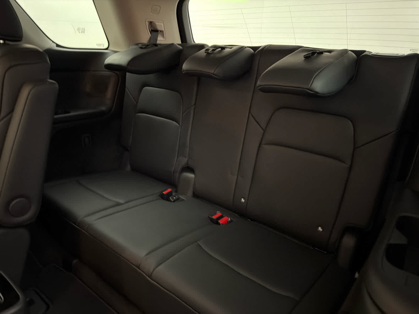 New 2026 Nissan Pathfinder SL w/ SL Premium Package FWD image 17