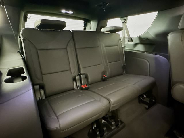 New 2026 Chevrolet Suburban Z71 w/ Comfort Package AWD/4WD image 29