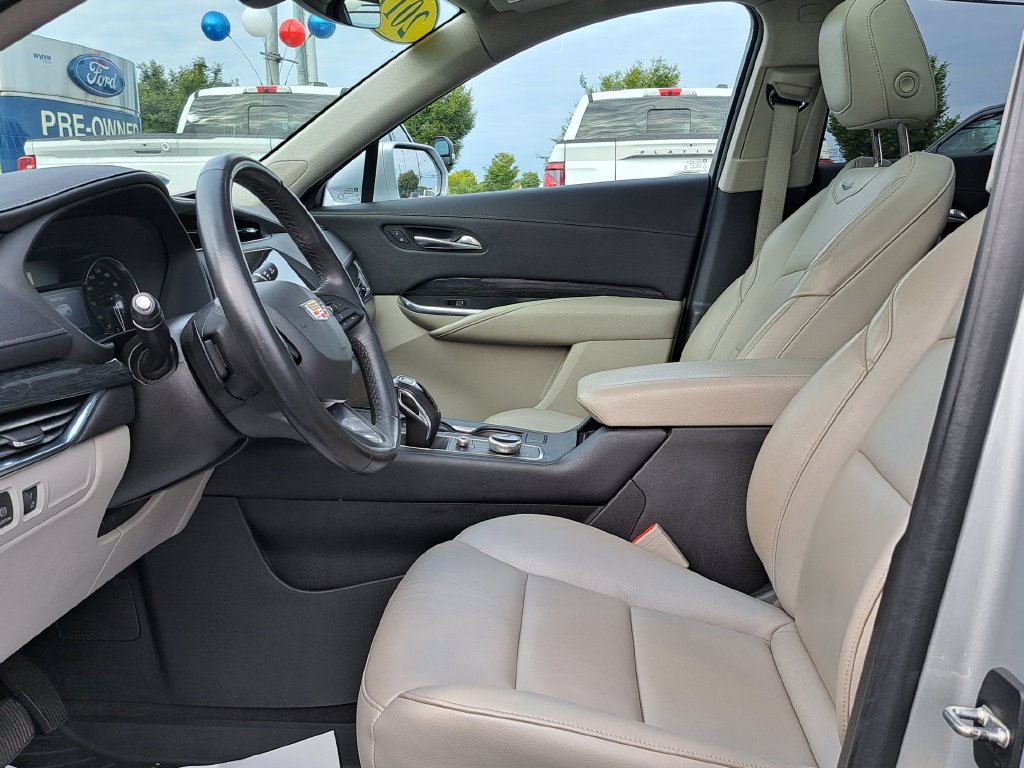 Used 2019 Cadillac XT4 Premium Luxury FWD image 13