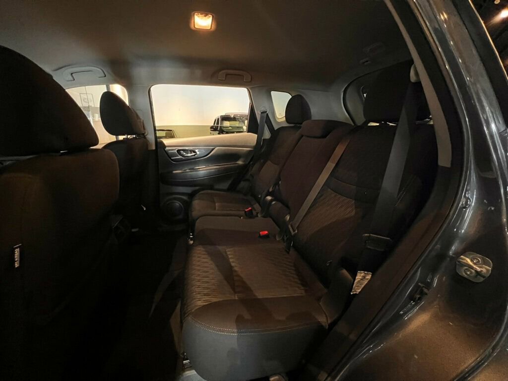 Used 2020 Nissan Rogue S w/ Special Edition Package image 24