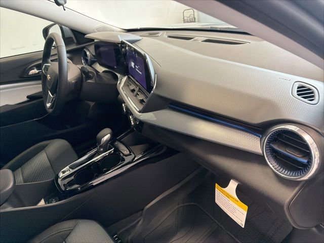 New 2026 Chevrolet Trax LT w/ Driver Confidence Package FWD image 20