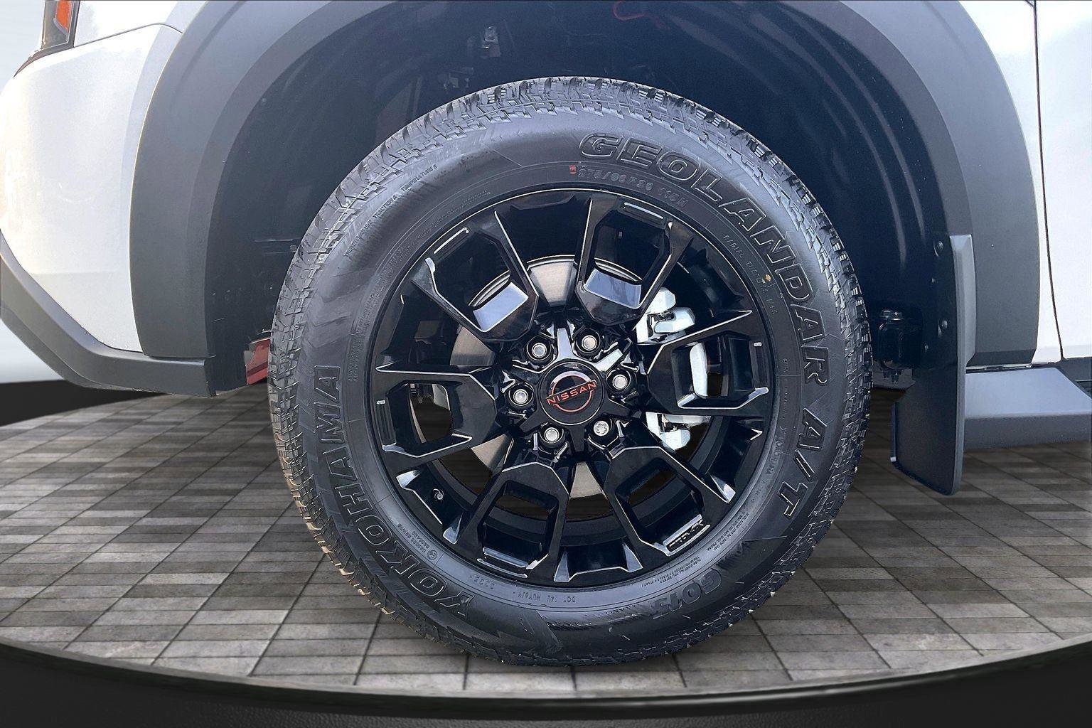 New 2026 Nissan Armada PRO-4X w/ Captain's Chari Seat Package image 12