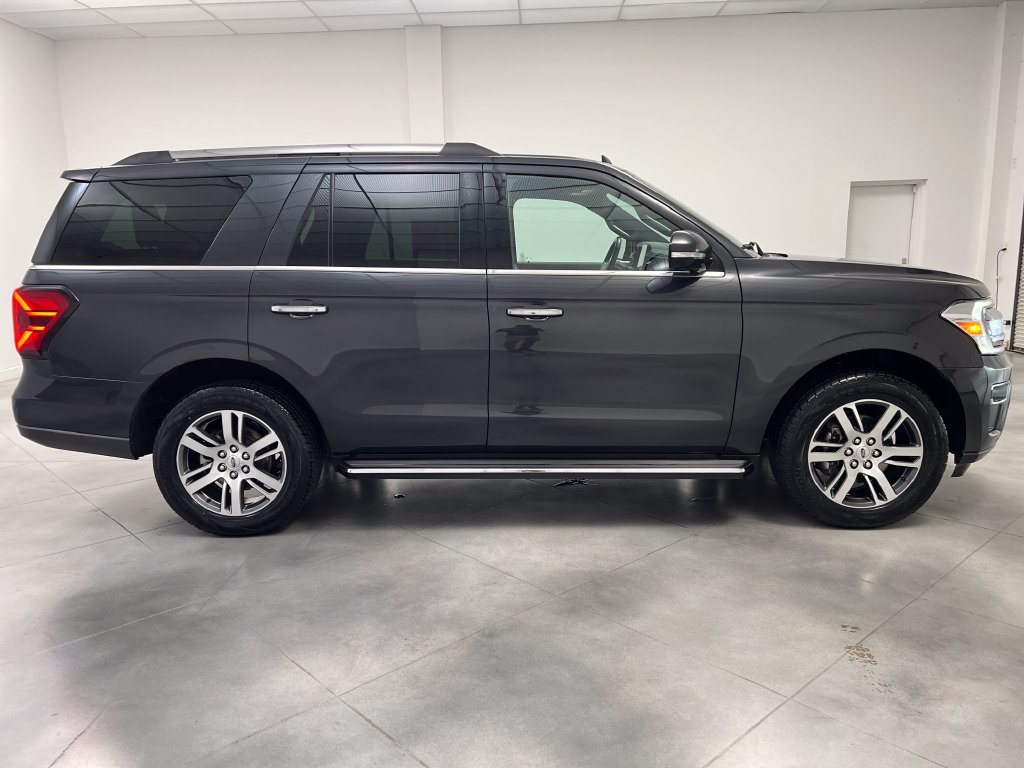 Used 2023 Ford Expedition Limited AWD/4WD image 10