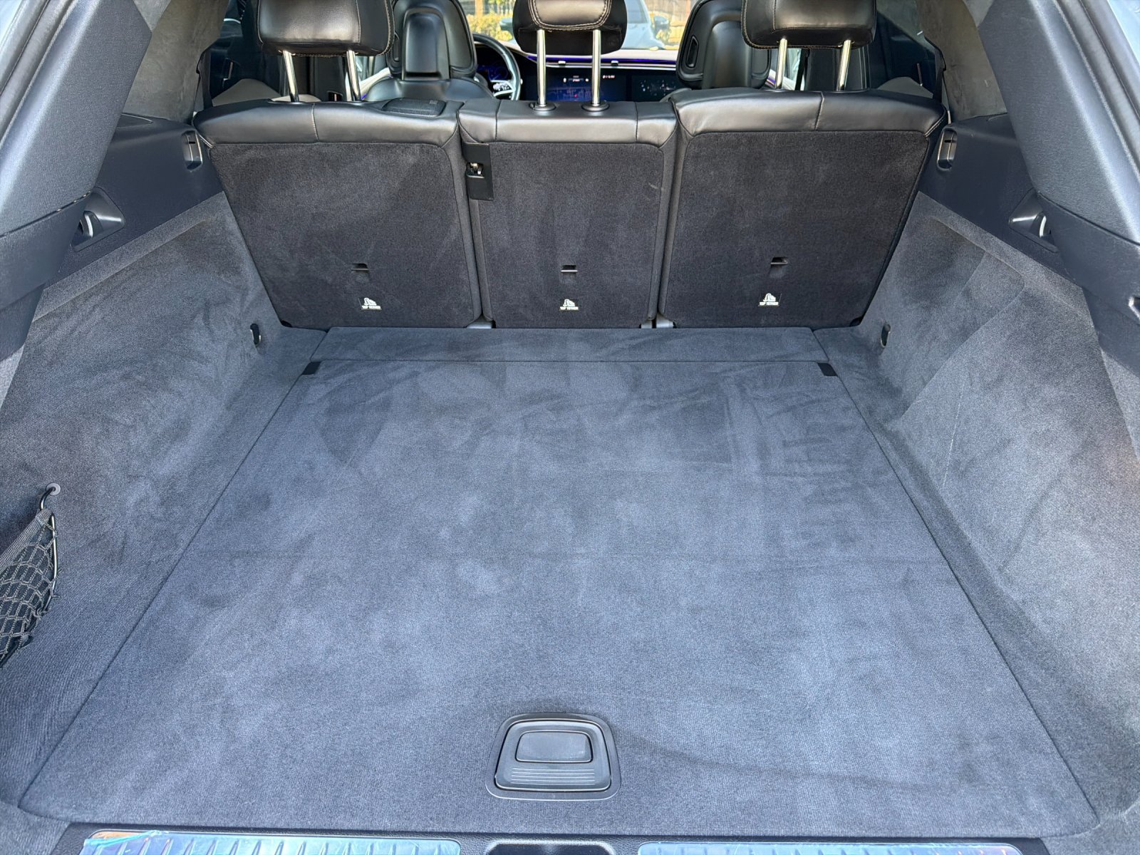 Used 2023 Mercedes-Benz EQS 580 4MATIC SUV image 14
