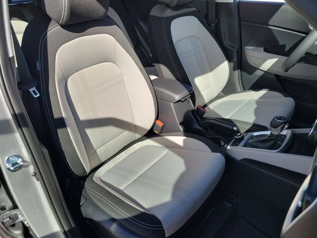 New 2026 Hyundai Venue SEL FWD image 19