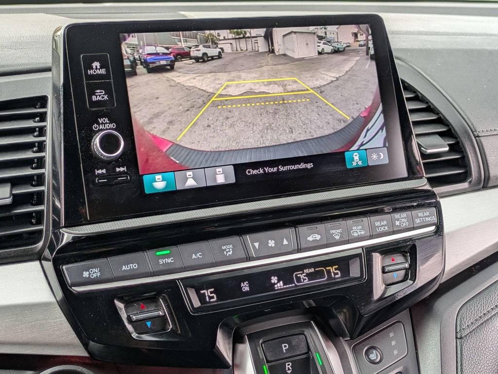 Used 2025 Honda Odyssey Sport-L image 16