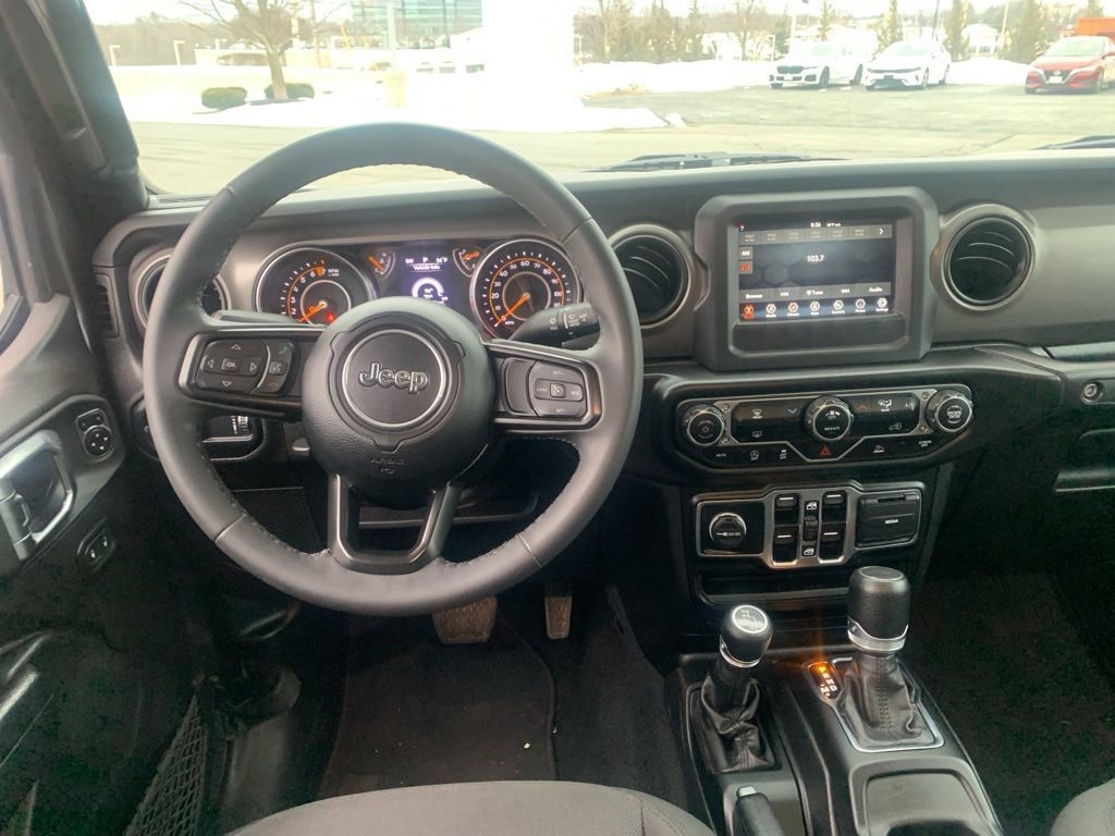 Used 2023 Jeep Gladiator Sport image 22