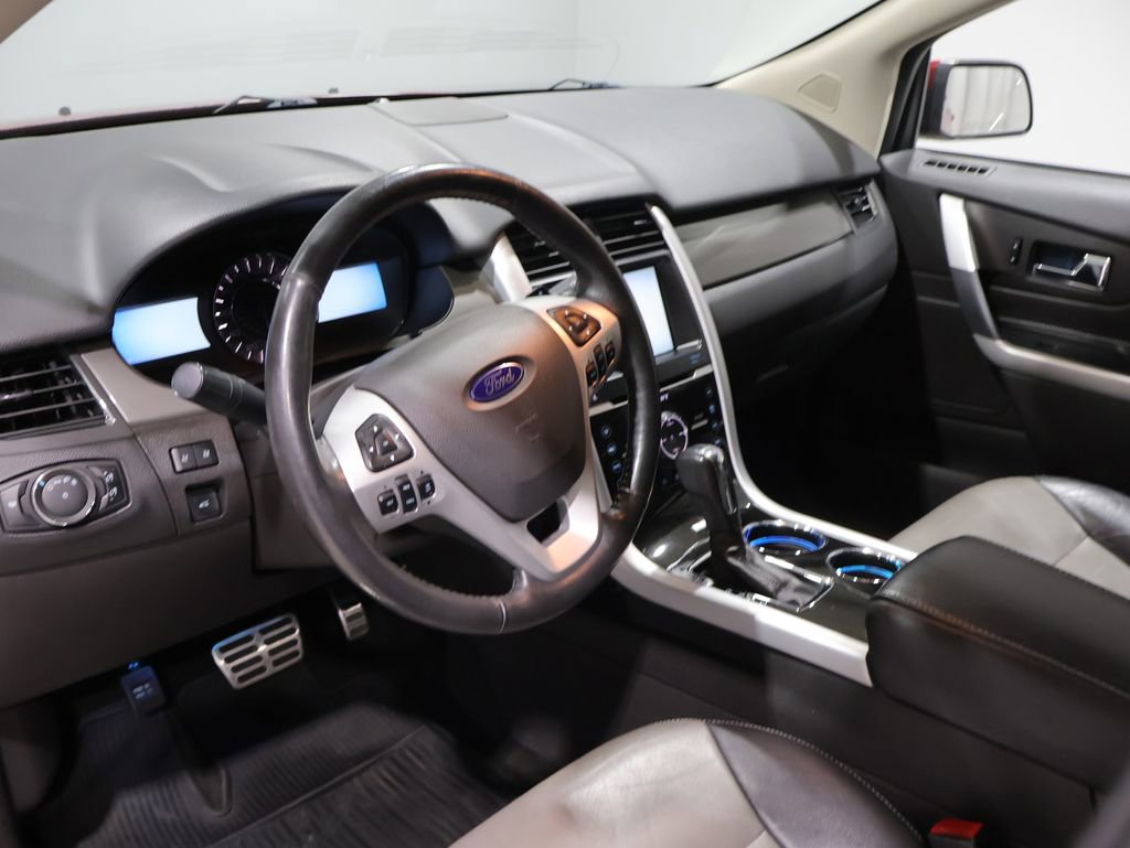 Used 2014 Ford Edge Sport w/ Driver Entry Package AWD/4WD image 16