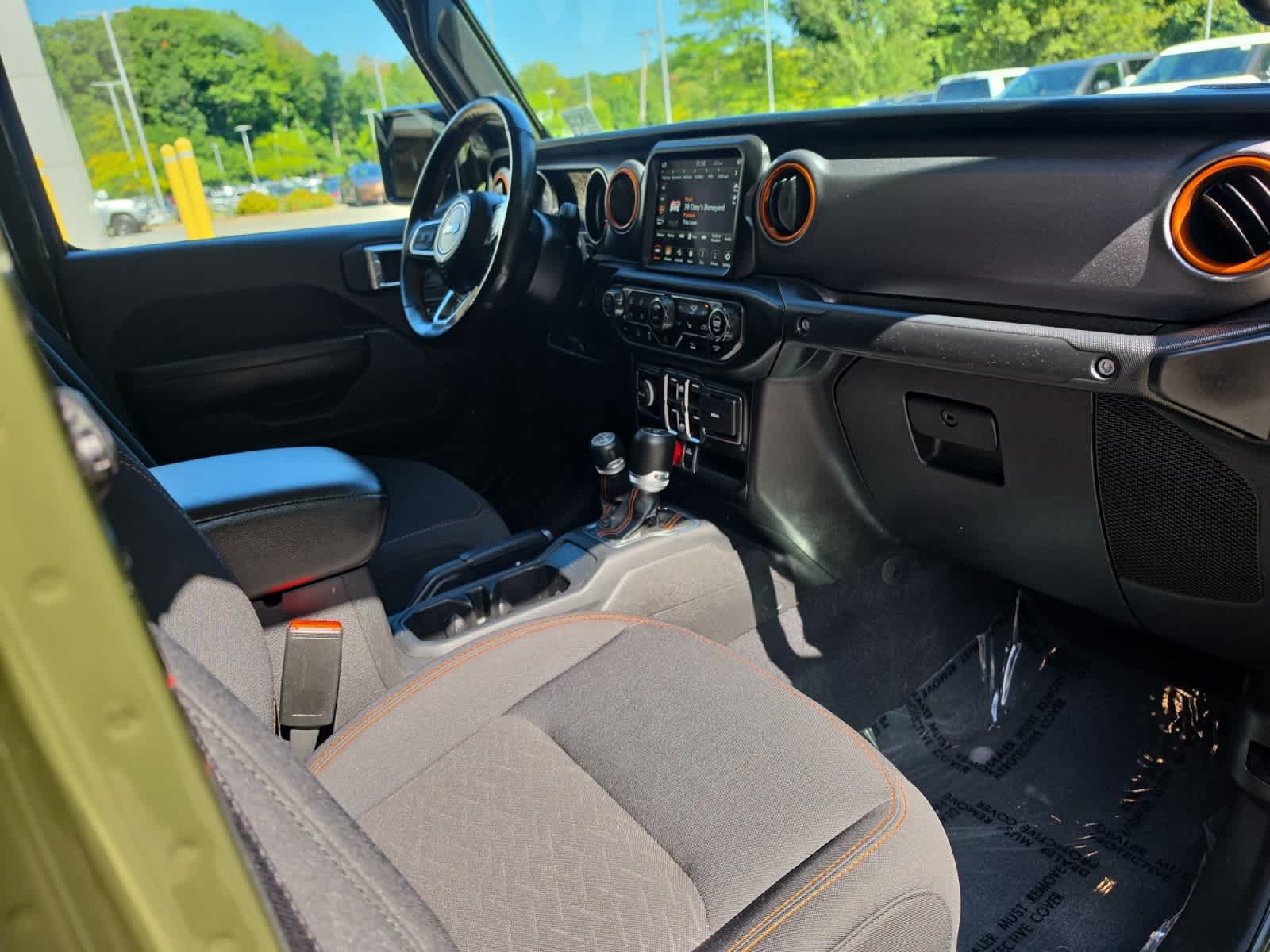 Used 2022 Jeep Gladiator Mojave w/ LED Lighting Group AWD/4WD image 22