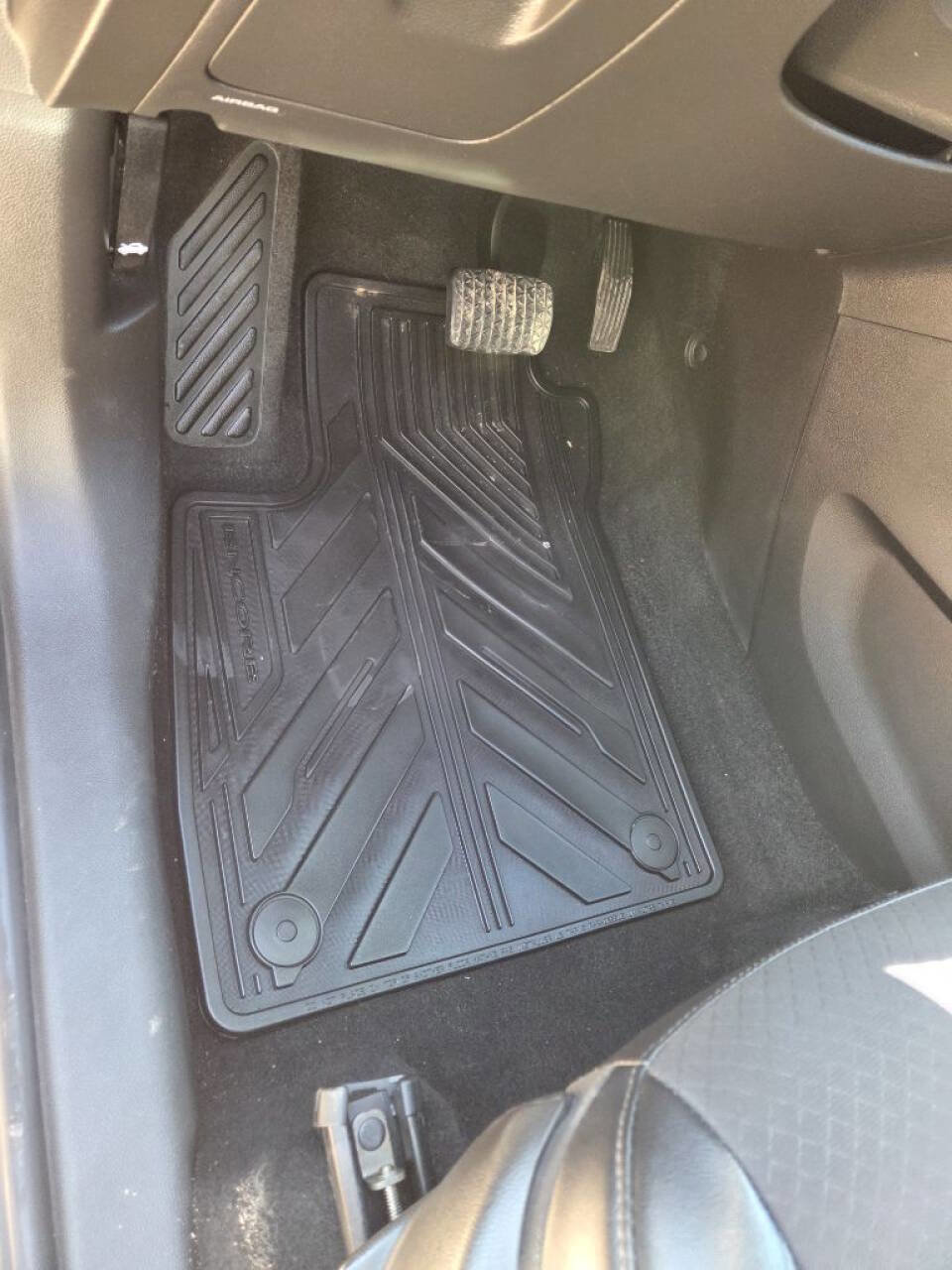 Used 2018 Buick Encore Preferred image 10