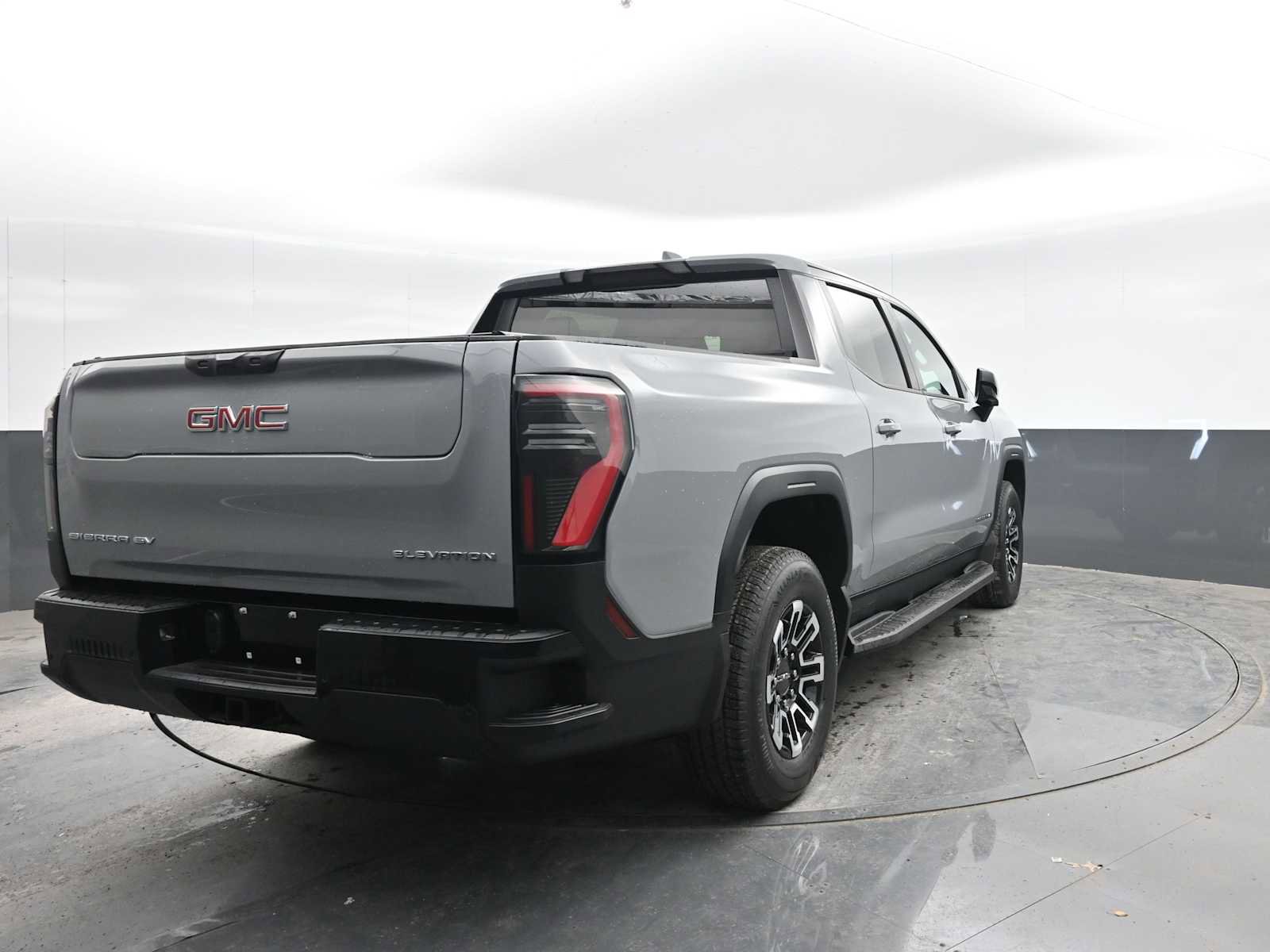 New 2026 GMC Sierra EV Elevation image 9