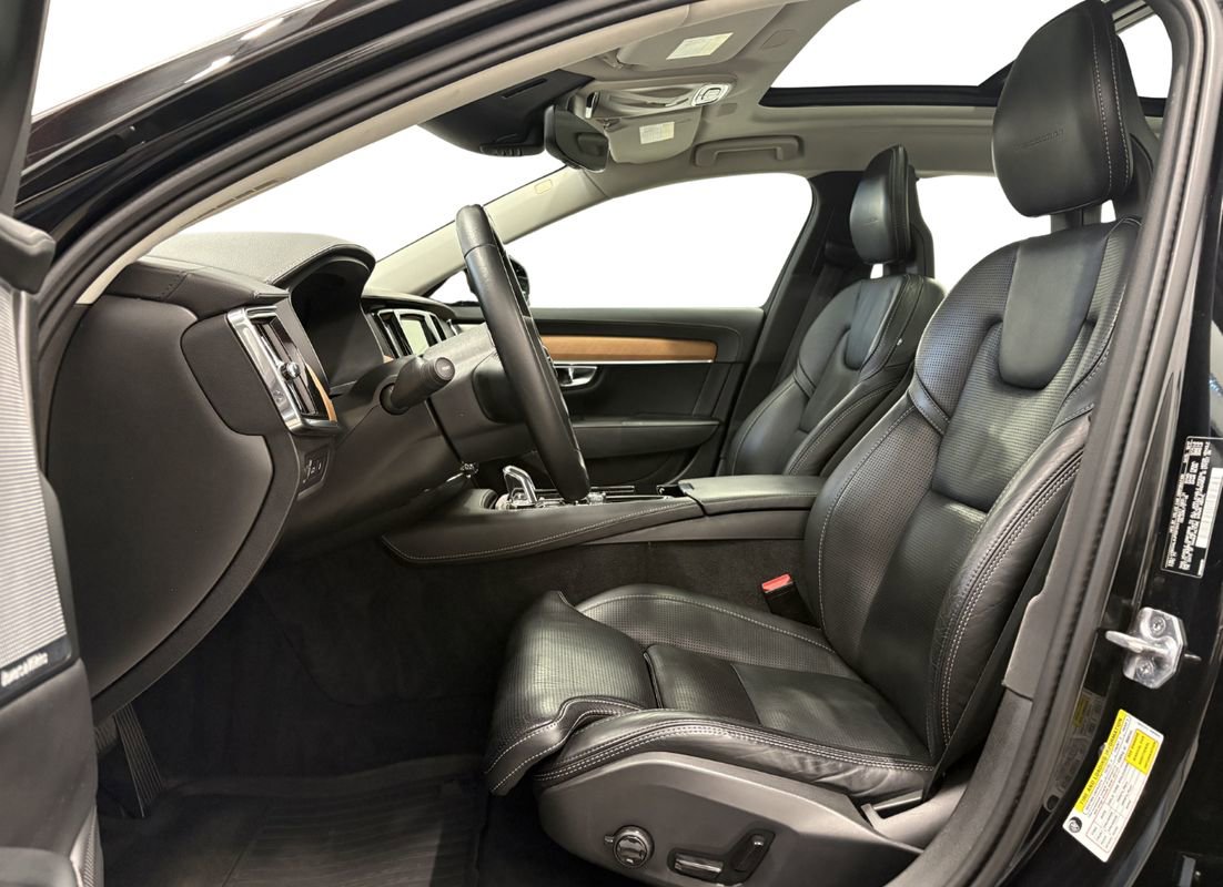 Used 2018 Volvo S90 T8 Inscription w/ Convenience Package AWD/4WD image 9