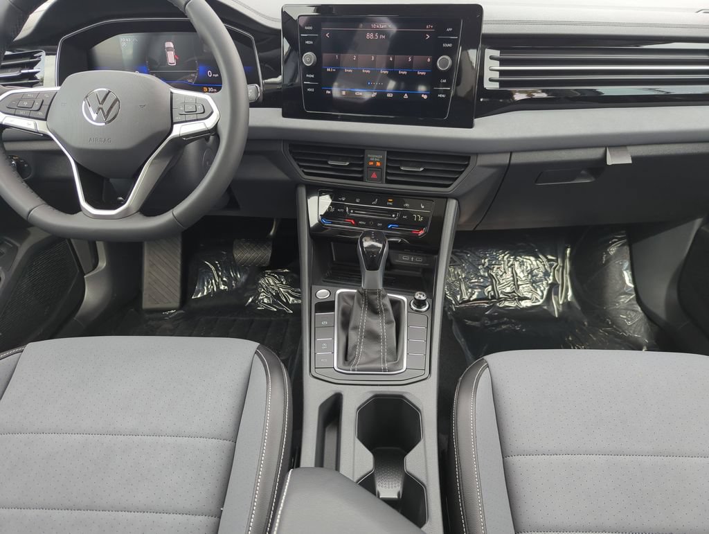 New 2026 Volkswagen Jetta SE FWD image 22