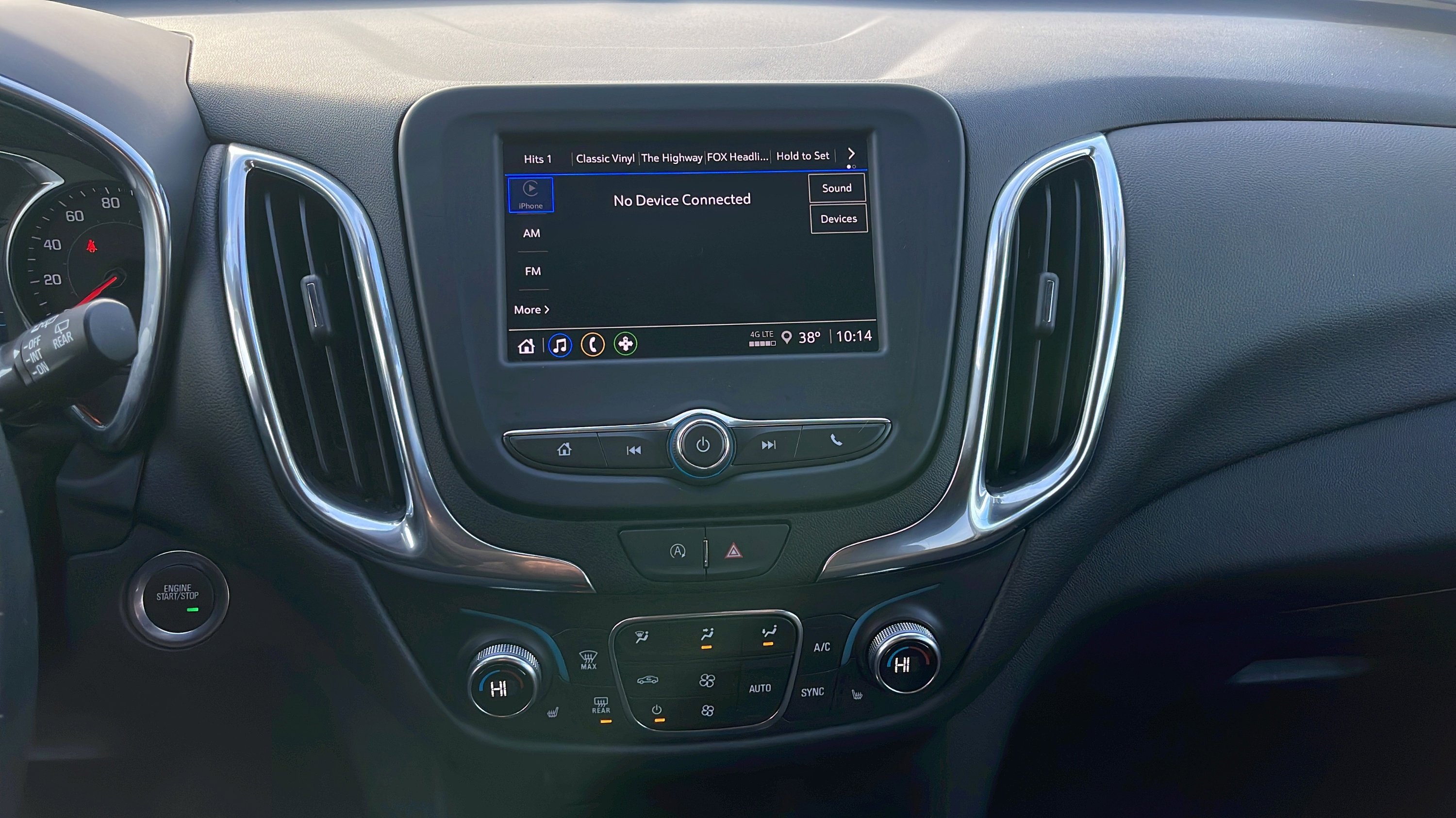 Used 2024 Chevrolet Equinox LT image 15