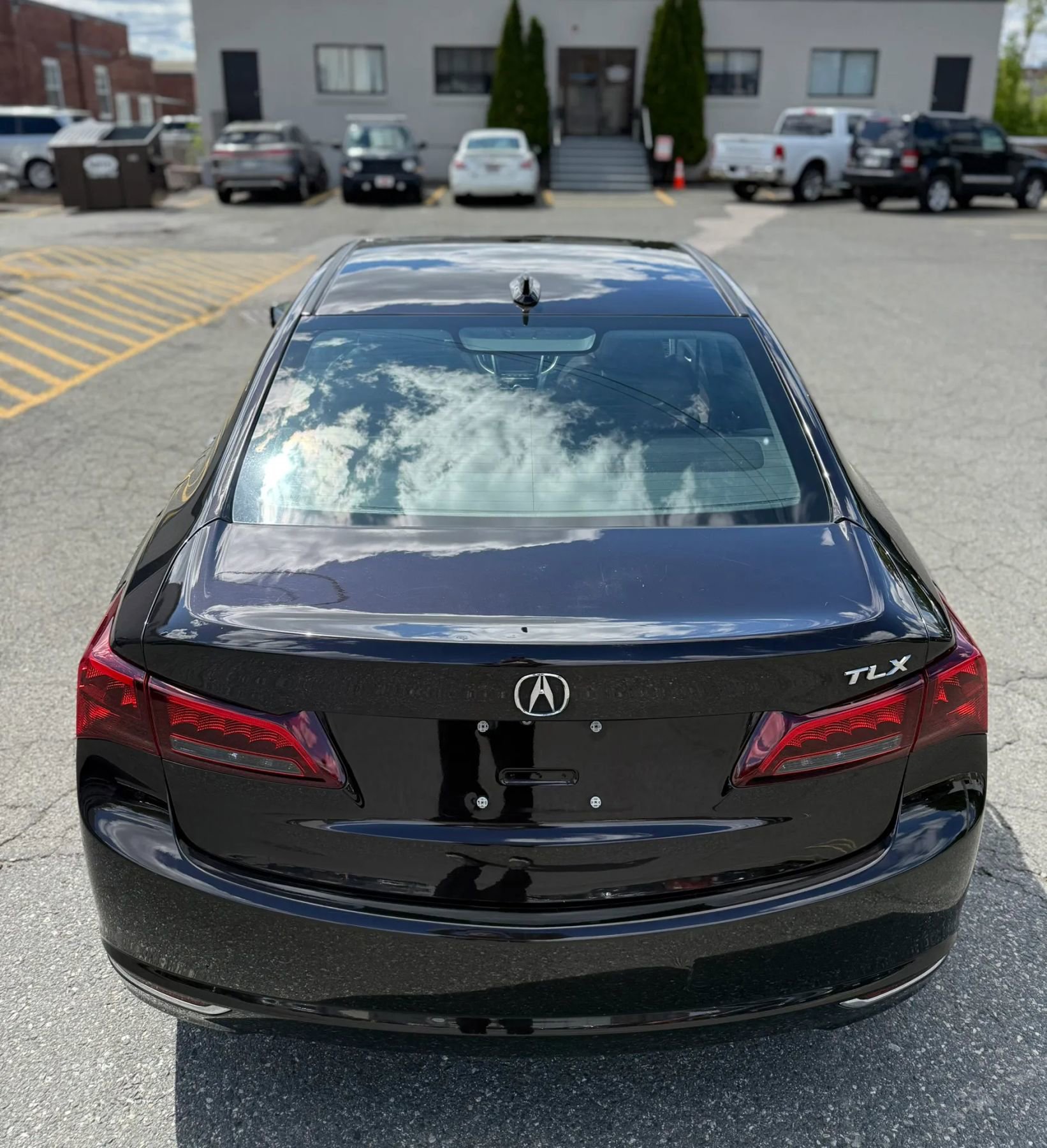 Used 2015 Acura TLX FWD image 11