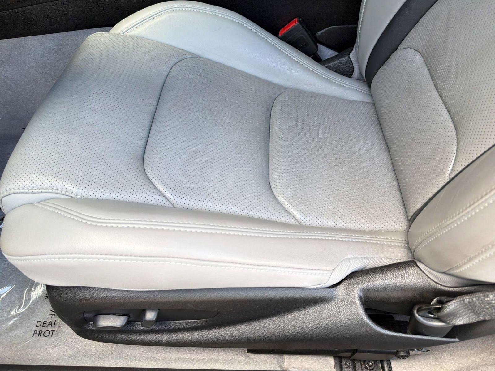 Used 2020 Chevrolet Camaro LT w/ RS Package RWD image 13