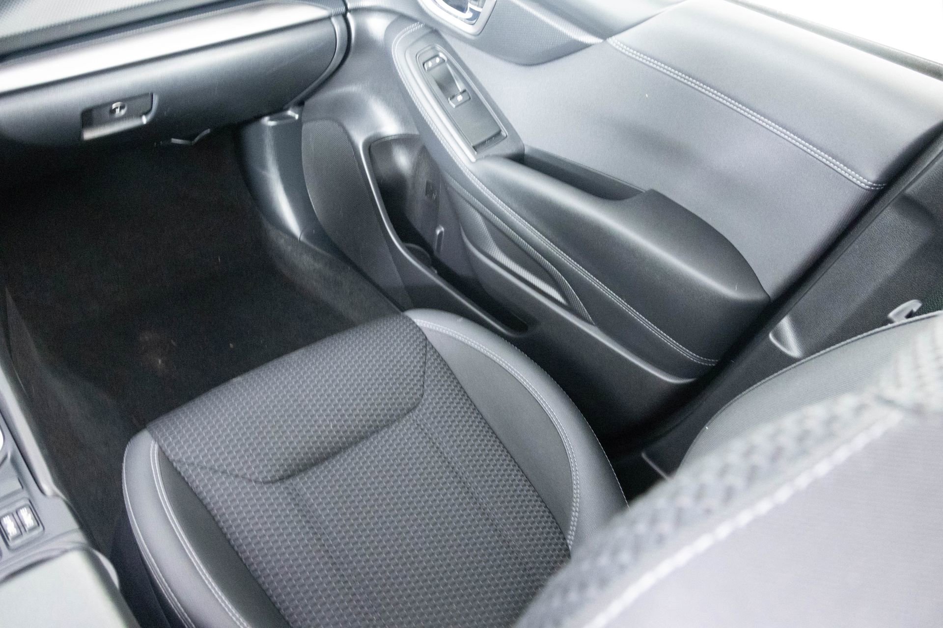 Used 2021 Subaru Forester Premium image 25