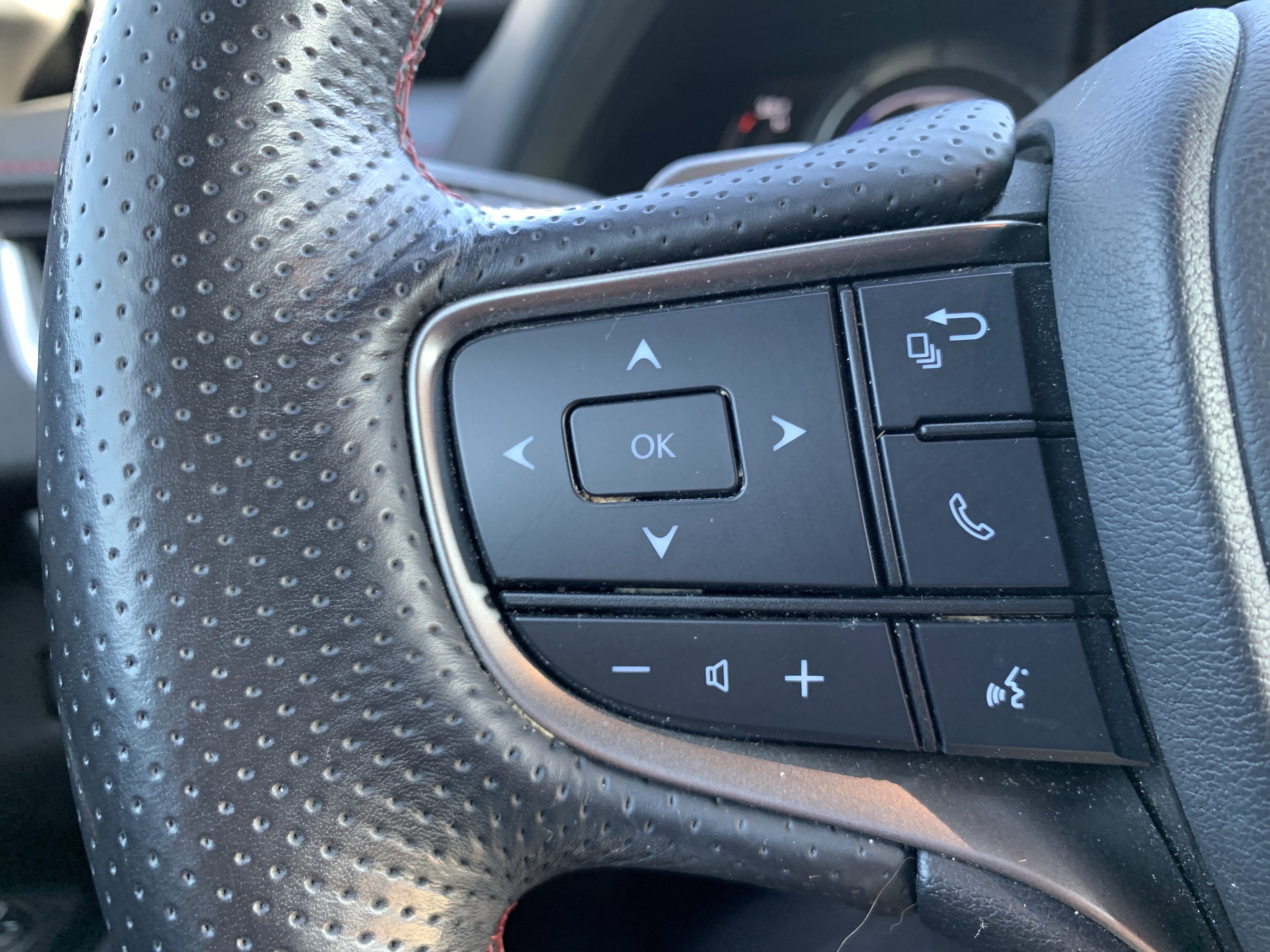 Certified 2020 Lexus UX 250h F Sport w/ F Sport Premium Package image 19