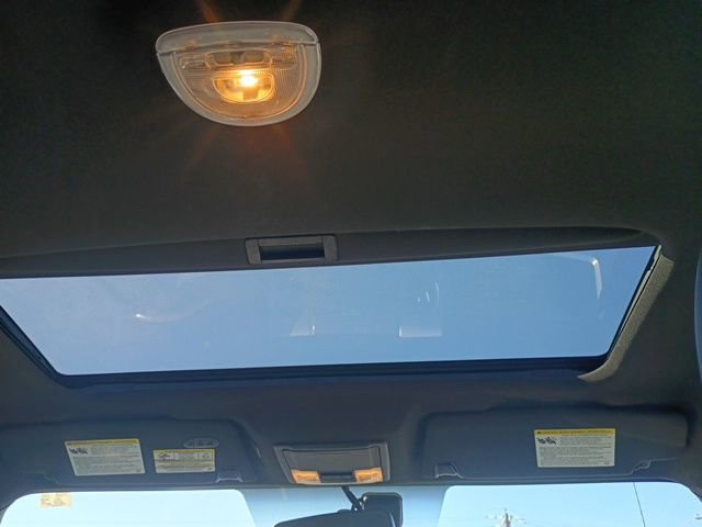 Used 2014 Ford F150 Platinum image 17