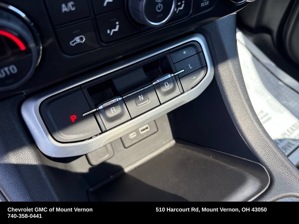 Used 2023 GMC Acadia SLT w/ LPO, Floor Liner Package AWD/4WD image 42